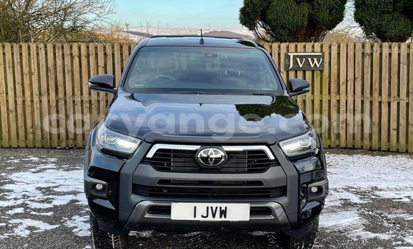 Buy Import Toyota Hilux Black Car in Grootfontein in Namibia