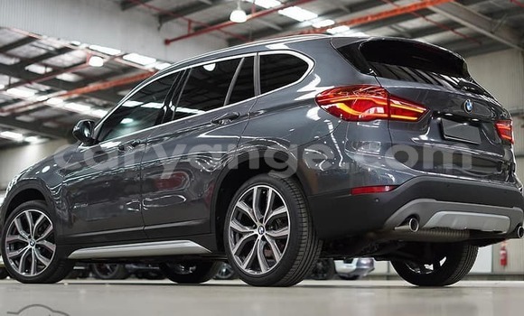 Acheter Occasion Voiture BMW X1 Gris à Windhoek, Namibie Acheter Occasion Voiture BMW X1 Gris à Windhoek, Namibie