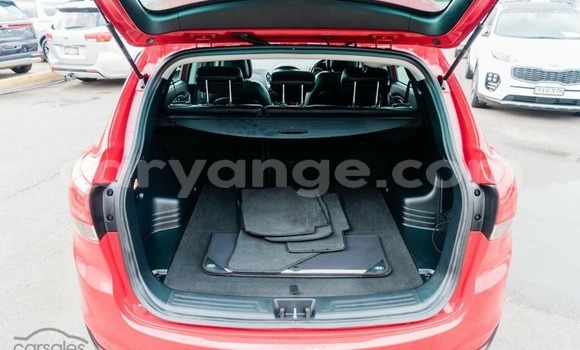 Acheter Occasion Voiture Hyundai Ix35 Rouge à Windhoek, Namibie Acheter Occasion Voiture Hyundai Ix35 Rouge à Windhoek, Namibie