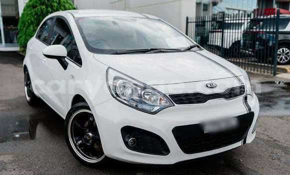 Acheter Occasion Voiture Kia Rio Blanc à Windhoek, Namibie Acheter Occasion Voiture Kia Rio Blanc à Windhoek, Namibie