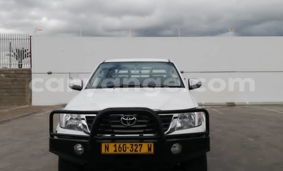 Acheter Occasion Voiture Toyota Hilux Blanc à Windhoek, Namibie Acheter Occasion Voiture Toyota Hilux Blanc à Windhoek, Namibie