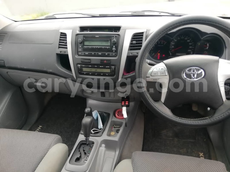 Big with watermark toyota hilux namibia windhoek 15963