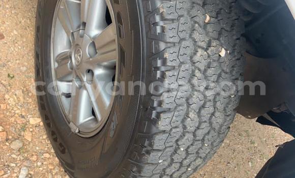 Acheter Occasion Voiture Toyota Hilux Blanc à Windhoek, Namibie Acheter Occasion Voiture Toyota Hilux Blanc à Windhoek, Namibie