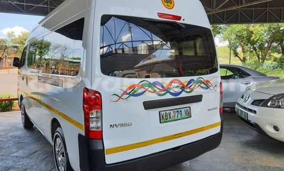 Buy Used Nissan Livina White Car in Windhoek in Namibia Buy Used Nissan Livina White Car in Windhoek in Namibia