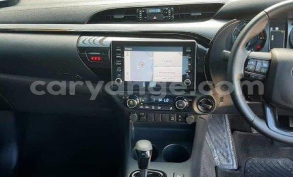 Buy Used Toyota Hilux Silver Car in Grootfontein in Namibia Buy Used Toyota Hilux Silver Car in Grootfontein in Namibia