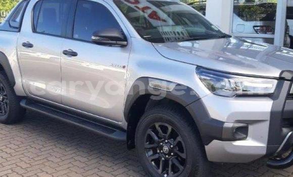 Buy Used Toyota Hilux Silver Car in Grootfontein in Namibia Buy Used Toyota Hilux Silver Car in Grootfontein in Namibia