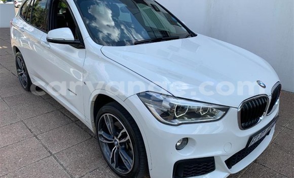 Buy Used BMW X1 White Car in Grootfontein in Namibia