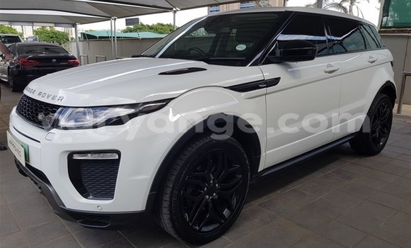 Buy Used Land Rover Range Rover Evoque White Car in Henties Bay in Erongo