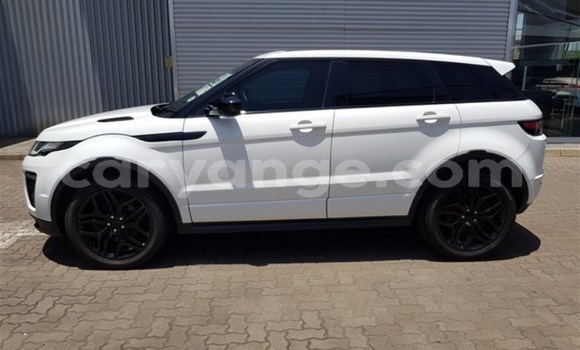 Acheter Occasion Voiture Land Rover Range Rover Evoque Blanc à Henties Bay, Erongo Acheter Occasion Voiture Land Rover Range Rover Evoque Blanc à Henties Bay, Erongo