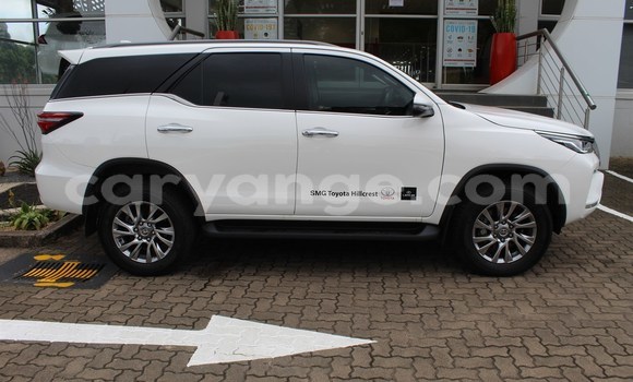 Buy Used Toyota Fortuner White Car in Grootfontein in Namibia Buy Used Toyota Fortuner White Car in Grootfontein in Namibia