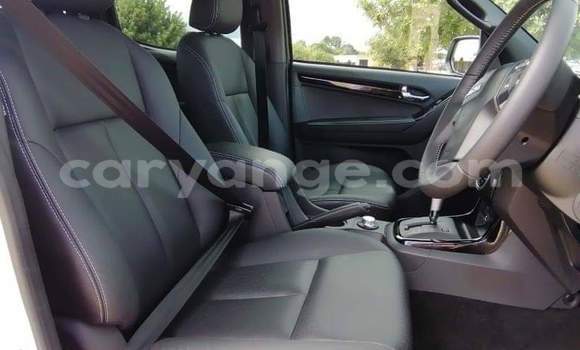Acheter Occasion Voiture Isuzu D–MAX Blanc à Grootfontein, Namibie Acheter Occasion Voiture Isuzu D–MAX Blanc à Grootfontein, Namibie