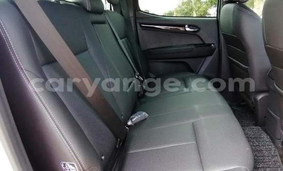 Acheter Occasion Voiture Isuzu D–MAX Blanc à Grootfontein, Namibie Acheter Occasion Voiture Isuzu D–MAX Blanc à Grootfontein, Namibie