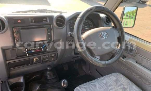 Buy Used Toyota Land Cruiser Beige Car in Warmbad in Karas Buy Used Toyota Land Cruiser Beige Car in Warmbad in Karas