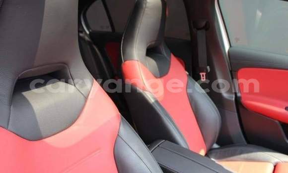 Acheter Occasion Voiture Mercedes-Benz A–Class Blanc à Grootfontein, Namibie Acheter Occasion Voiture Mercedes-Benz A–Class Blanc à Grootfontein, Namibie