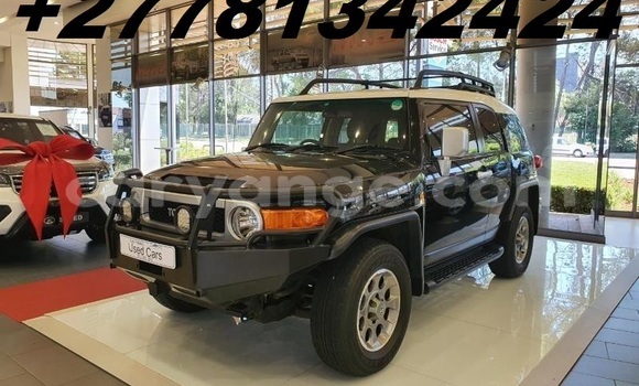 Buy Used Toyota 4Runner White Car in Windhoek in Namibia