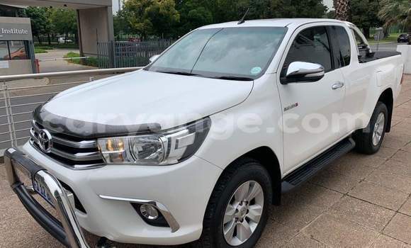 Buy Used Toyota Hilux White Car in Windhoek in Namibia Buy Used Toyota Hilux White Car in Windhoek in Namibia