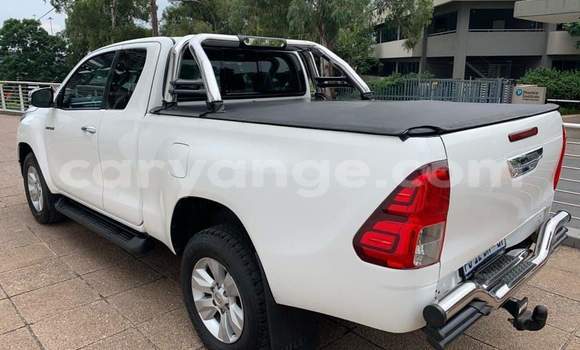 Buy Used Toyota Hilux White Car in Windhoek in Namibia Buy Used Toyota Hilux White Car in Windhoek in Namibia