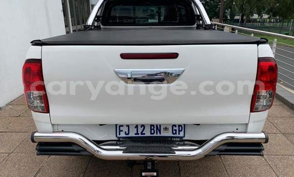 Buy Used Toyota Hilux White Car in Windhoek in Namibia Buy Used Toyota Hilux White Car in Windhoek in Namibia