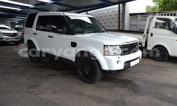 Acheter Occasion Voiture Land Rover Discovery Blanc à Leonardville, Omaheke Acheter Occasion Voiture Land Rover Discovery Blanc à Leonardville, Omaheke