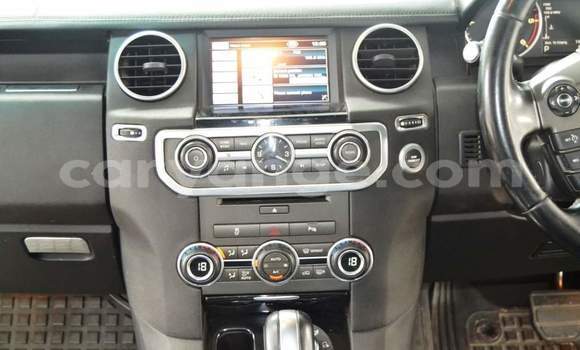 Acheter Occasion Voiture Land Rover Discovery Blanc à Leonardville, Omaheke Acheter Occasion Voiture Land Rover Discovery Blanc à Leonardville, Omaheke