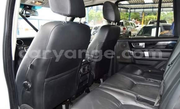 Acheter Occasion Voiture Land Rover Discovery Blanc à Leonardville, Omaheke Acheter Occasion Voiture Land Rover Discovery Blanc à Leonardville, Omaheke