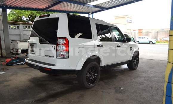 Acheter Occasion Voiture Land Rover Discovery Blanc à Leonardville, Omaheke Acheter Occasion Voiture Land Rover Discovery Blanc à Leonardville, Omaheke