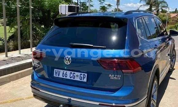 Buy Used Volkswagen Tiguan Blue Car in Karibib in Erongo Buy Used Volkswagen Tiguan Blue Car in Karibib in Erongo