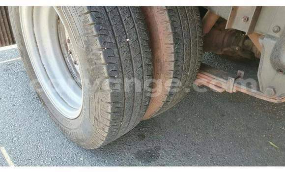 Buy Used Nissan Pickup White Car in Walvis Bay in Namibia Buy Used Nissan Pickup White Car in Walvis Bay in Namibia