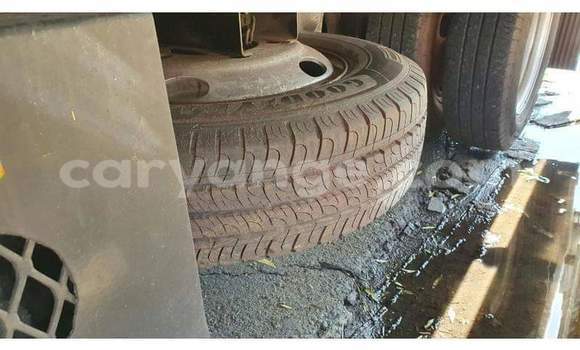 Buy Used Nissan Pickup White Car in Walvis Bay in Namibia Buy Used Nissan Pickup White Car in Walvis Bay in Namibia