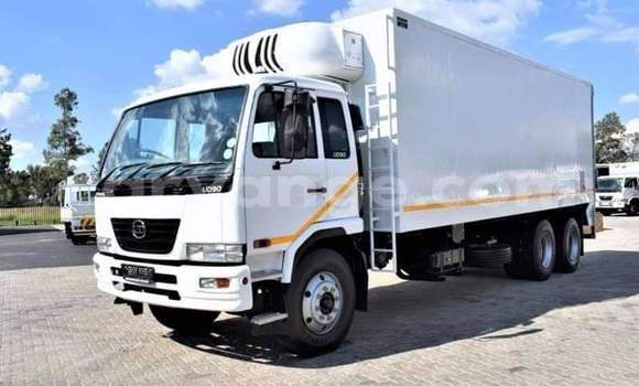 Buy Used Nissan UD White Truck in Windhoek in Namibia