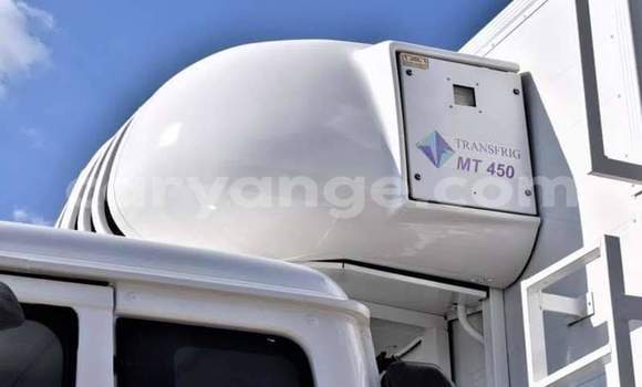 Buy Used Nissan UD White Truck in Windhoek in Namibia Buy Used Nissan UD White Truck in Windhoek in Namibia