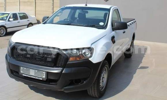 Acheter Occasion Voiture Ford Ranger Blanc à Karasburg, Karas Acheter Occasion Voiture Ford Ranger Blanc à Karasburg, Karas