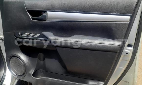 Acheter Occasion Voiture Toyota Hilux Gris à Karasburg, Karas Acheter Occasion Voiture Toyota Hilux Gris à Karasburg, Karas