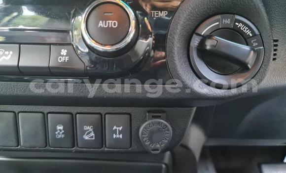 Acheter Occasion Voiture Toyota Hilux Blanc à Grootfontein, Namibie Acheter Occasion Voiture Toyota Hilux Blanc à Grootfontein, Namibie