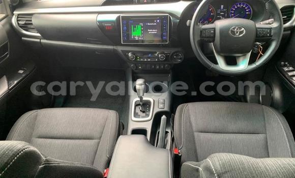 Buy Used Toyota Hilux White Car in Gobabis in Omaheke Buy Used Toyota Hilux White Car in Gobabis in Omaheke