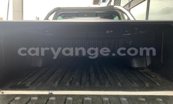Buy Used Toyota Hilux White Car in Gobabis in Omaheke Buy Used Toyota Hilux White Car in Gobabis in Omaheke