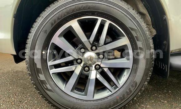 Buy Used Toyota Hilux White Car in Gobabis in Omaheke Buy Used Toyota Hilux White Car in Gobabis in Omaheke