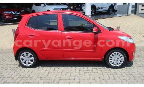 Acheter Occasion Voiture Hyundai i10 Rouge à Walvis Bay, Namibie Acheter Occasion Voiture Hyundai i10 Rouge à Walvis Bay, Namibie
