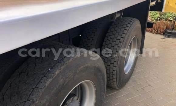Buy Used Mercedes‒Benz Truck White Truck in Windhoek in Namibia Buy Used Mercedes‒Benz Truck White Truck in Windhoek in Namibia
