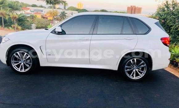 Acheter Occasion Voiture BMW X5 Blanc à Warmbad, Karas Acheter Occasion Voiture BMW X5 Blanc à Warmbad, Karas