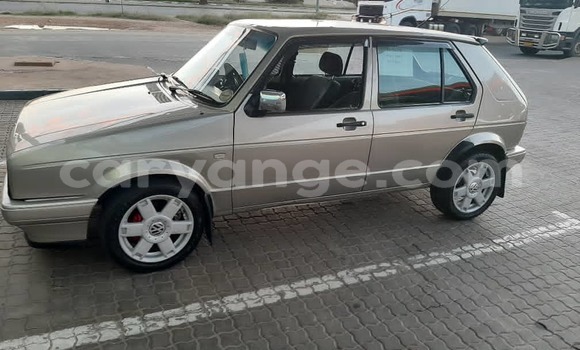 Acheter Occasion Voiture Volkswagen Golf Blanc à Windhoek, Namibie Acheter Occasion Voiture Volkswagen Golf Blanc à Windhoek, Namibie