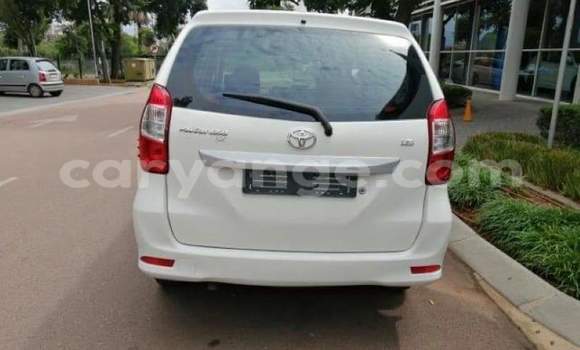 Buy Used Toyota Avanza White Car in Rundu in Namibia Buy Used Toyota Avanza White Car in Rundu in Namibia