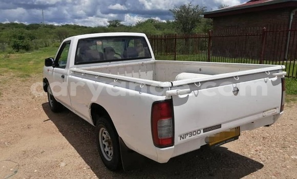 Buy Used Nissan NP 300 Silver Car in Windhoek in Namibia Buy Used Nissan NP 300 Silver Car in Windhoek in Namibia