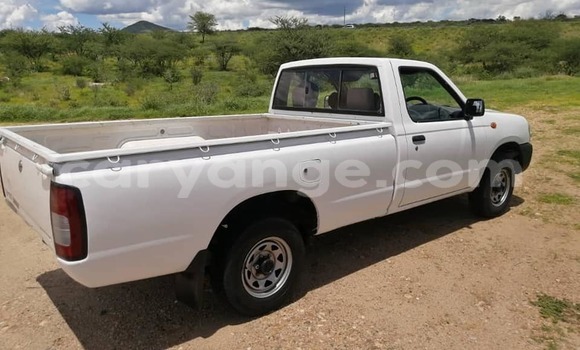 Buy Used Nissan NP 300 Silver Car in Windhoek in Namibia Buy Used Nissan NP 300 Silver Car in Windhoek in Namibia