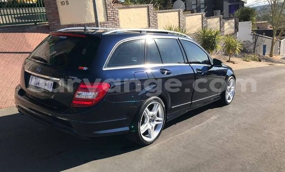 Buy Used Mercedes-Benz C–Class Blue Car in Windhoek in Namibia