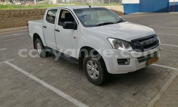 Buy Used Nissan NP 300 White Car in Windhoek in Namibia