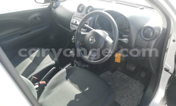 Acheter Occasion Voiture Nissan March Gris à Windhoek, Namibie Acheter Occasion Voiture Nissan March Gris à Windhoek, Namibie