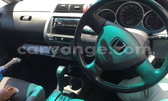 Acheter Occasion Voiture Honda FIT Gris à Windhoek, Namibie Acheter Occasion Voiture Honda FIT Gris à Windhoek, Namibie