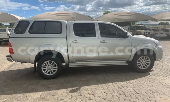 Buy Used Toyota Hilux Silver Car in Windhoek in Namibia
