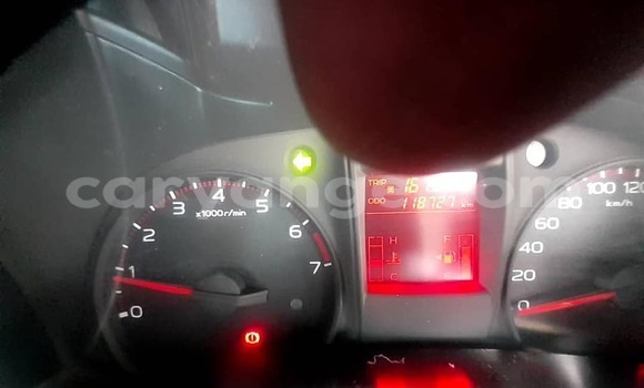 Acheter Occasion Voiture Isuzu KB Blanc à Windhoek, Namibie Acheter Occasion Voiture Isuzu KB Blanc à Windhoek, Namibie